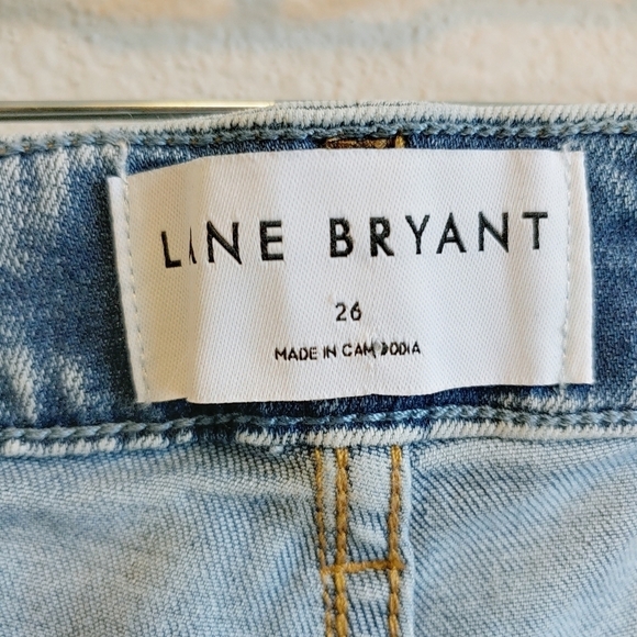 Lane Bryant Stonewashed Signature Fit Straight Jeans Plus Size 26 - Picture 6 of 10
